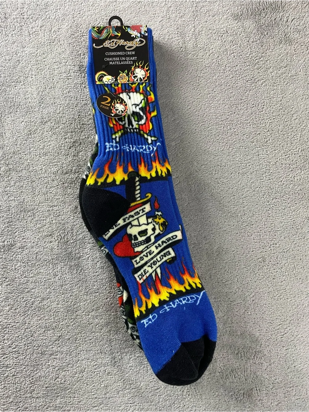Ed Hardy Mens Cushioned Crew Socks 2 Pair 1 Blue, 1 Black New With Tags NWT